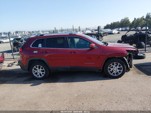 1C4PJLCB7HW561797 Jeep Cherokee Latitude Fwd