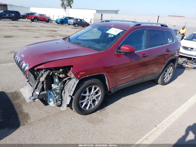 1C4PJLCB7HW561797 Jeep Cherokee Latitude Fwd