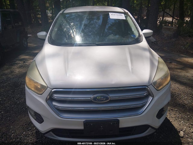 45172108 :رقم المزاد ، 1FMCU0GD6HUB49684 vin ، 2017 Ford Escape Se مزاد بيع