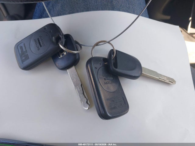 45172111 :رقم المزاد ، 5FNRL18653B110450 vin ، 2003 Honda Odyssey Ex مزاد بيع