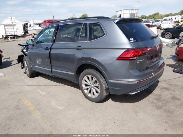 3VV2B7AX1JM151386 Volkswagen Tiguan 2.0t Se/2.0t Sel