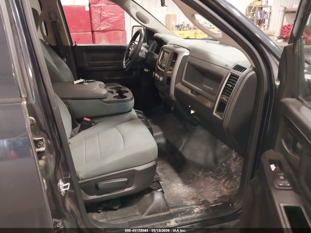 Продаж на аукціоні авто 2019 Ram 1500 Classic Tradesman  4x4 5'7 Box, vin: 1C6RR7KG2KS680644, номер лоту: 45172141