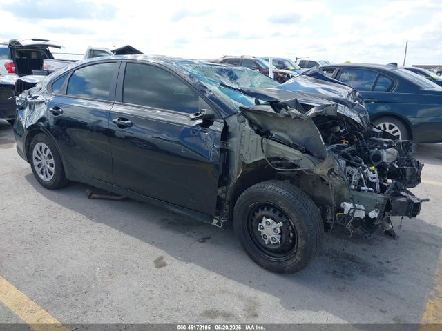 Aukcja sprzedaży 2021 Kia Forte Fe, vin: 3KPF24AD0ME277337, numer aukcji: 45172195