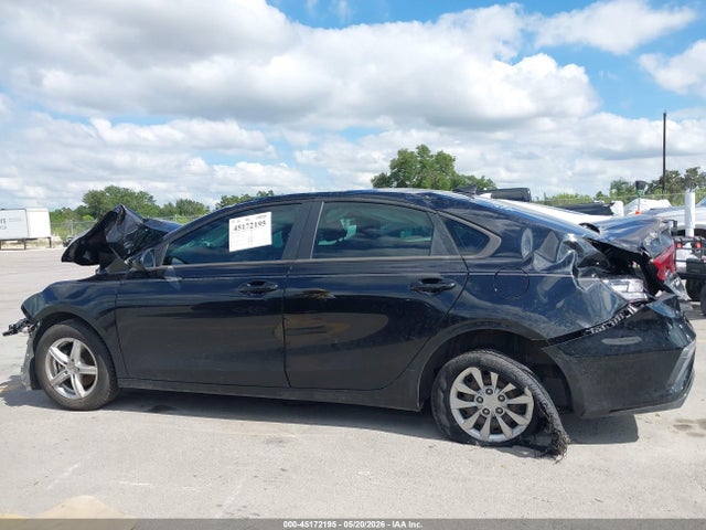 Продаж на аукціоні авто 2021 Kia Forte Fe, vin: 3KPF24AD0ME277337, номер лоту: 45172195