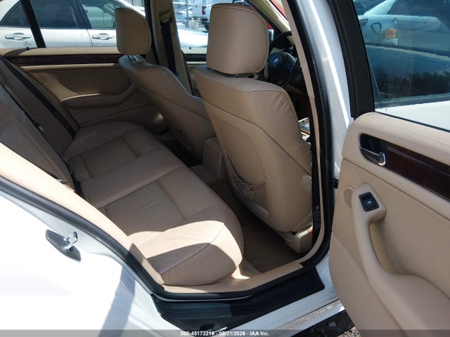Продаж на аукціоні авто 2005 Bmw 325i, vin: WBAEV33455KW18057, номер лоту: 45172216