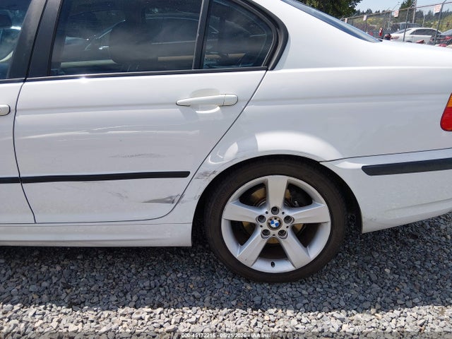 Продаж на аукціоні авто 2005 Bmw 325i, vin: WBAEV33455KW18057, номер лоту: 45172216