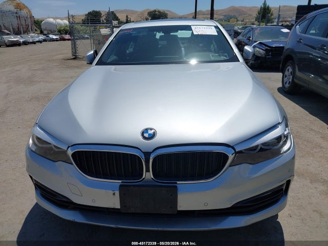 WBAJA7C52JWC75384 BMW 530i Xdrive