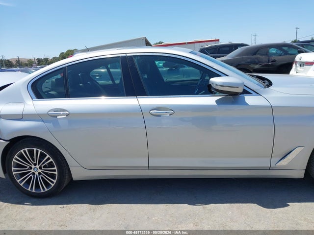 WBAJA7C52JWC75384 BMW 530i Xdrive