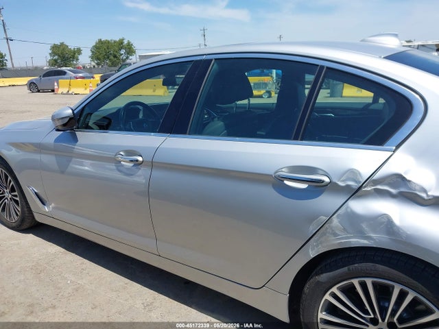 WBAJA7C52JWC75384 BMW 530i Xdrive