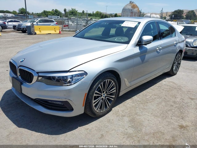 WBAJA7C52JWC75384 BMW 530i Xdrive