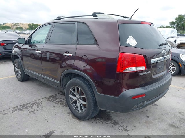Продажа на аукционе авто 2011 Kia Sorento Lx, vin: 5XYKT4A14BG182667, номер лота: 45172364