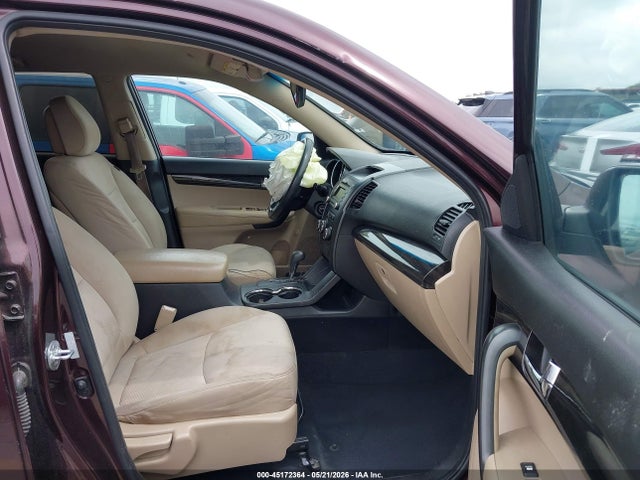 Продажа на аукционе авто 2011 Kia Sorento Lx, vin: 5XYKT4A14BG182667, номер лота: 45172364