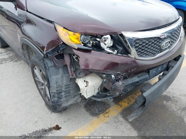 Продажа на аукционе авто 2011 Kia Sorento Lx, vin: 5XYKT4A14BG182667, номер лота: 45172364