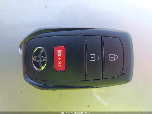 7MUBAAAG5TV176251 Toyota Corolla Cross Le