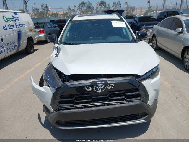 7MUBAAAG5TV176251 Toyota Corolla Cross Le