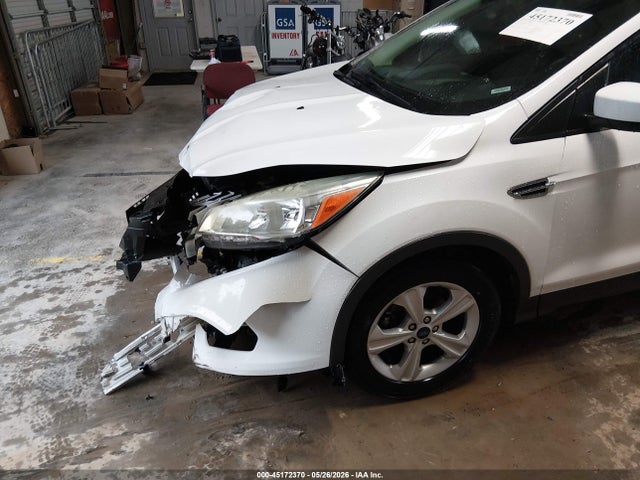 45172370 :رقم المزاد ، 1FMCU0G74GUA86335 vin ، 2016 Ford Escape Se مزاد بيع