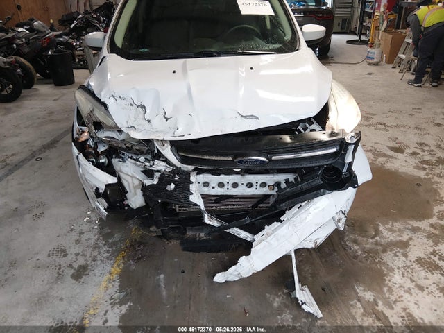 45172370 :رقم المزاد ، 1FMCU0G74GUA86335 vin ، 2016 Ford Escape Se مزاد بيع