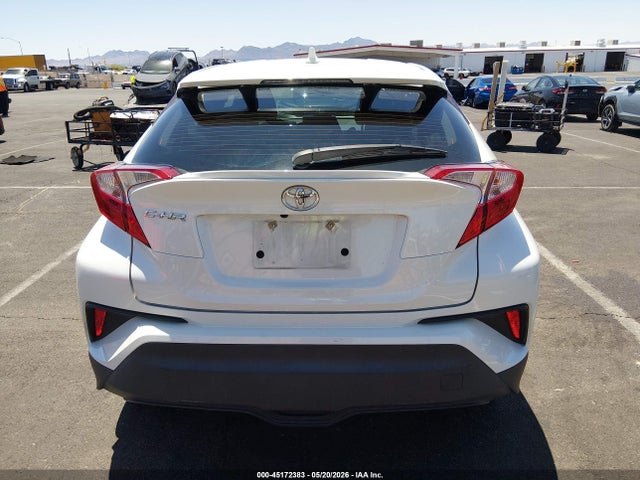 Toyota C-HR XLE 2021 NMTKHMBX6MR128327 Image 17