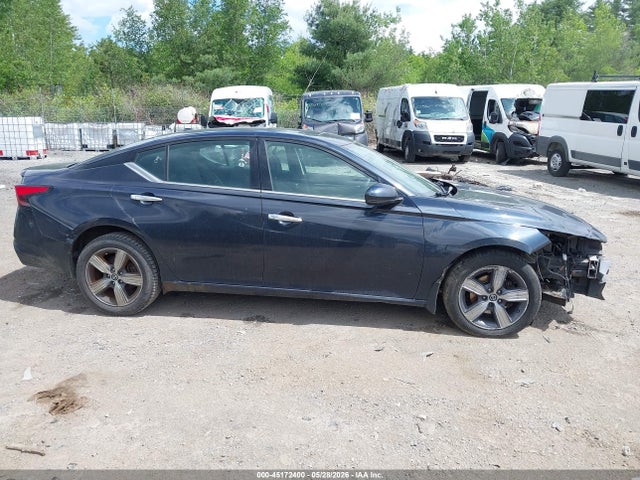 1N4BL4DW6KC128823 Nissan Altima 2.5 Sv