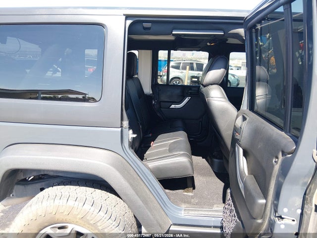 1C4BJWFG3HL580853 Jeep Wrangler Unlimited Rubicon 4x4