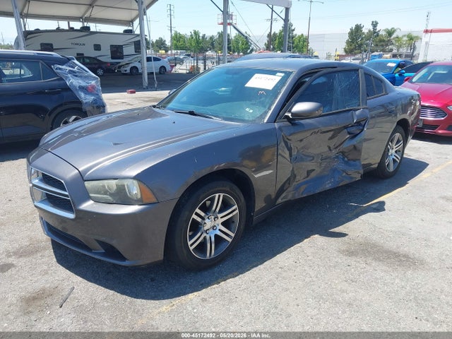 Dodge Charger Se 2014 2C3CDXBG3EH325205 Image 2