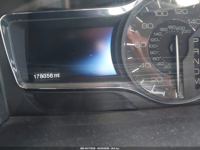 45172536 :رقم المزاد ، 2LMDJ6JK2BBJ17369 vin ، 2011 Lincoln Mkx مزاد بيع