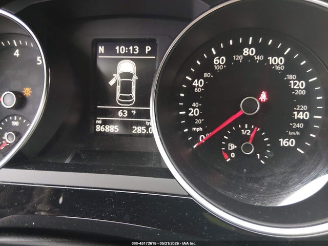 2017 Volkswagen Jetta 1.8t Sel მანქანა იყიდება აუქციონზე, vin: 3VWL17AJ8HM231504, აუქციონის ნომერი: 45172615