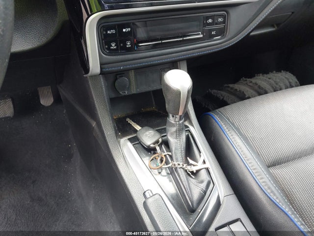 5YFBURHE8HP696058 Toyota COROLLA SE