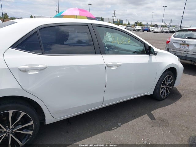5YFBURHE8HP696058 Toyota COROLLA SE