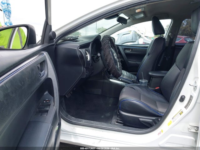 5YFBURHE8HP696058 Toyota COROLLA SE