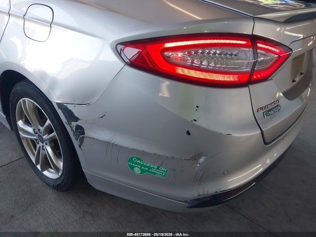 45172688 :رقم المزاد ، 3FA6P0SU2GR196061 vin ، 2016 Ford Fusion Energi Titanium مزاد بيع