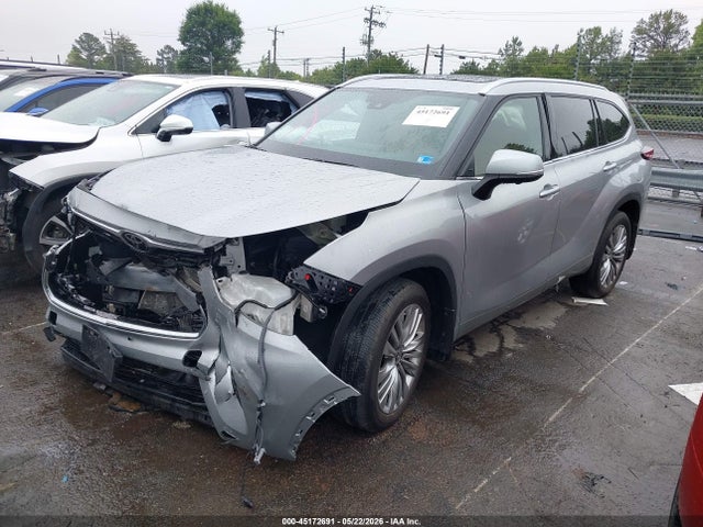 45172691 :رقم المزاد ، 5TDKDRBHXRS534203 vin ، 2024 Toyota Highlander Platinum مزاد بيع