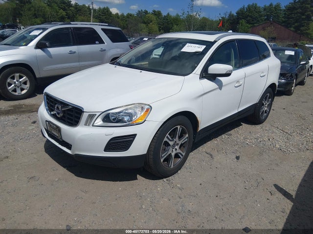 2012 Volvo Xc60 T6 Premier Plus მანქანა იყიდება აუქციონზე, vin: YV4902DZ9C2266778, აუქციონის ნომერი: 45172703