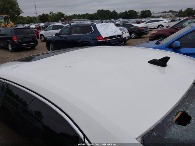 2015 Volkswagen Passat 1.8t Sel Premium მანქანა იყიდება აუქციონზე, vin: 1VWCS7A34FC047917, აუქციონის ნომერი: 45172762