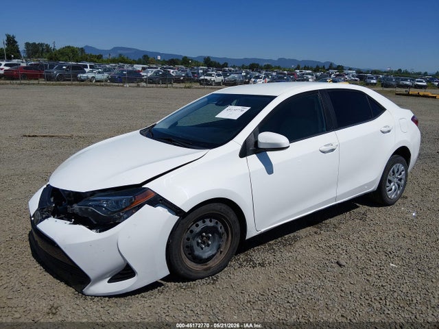 Toyota COROLLA LE 2019 5YFBURHE2KP899020 Image 2