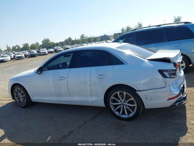 WAUGMAF47KA061200 Audi A4 40 Premium/40 Titanium Premium