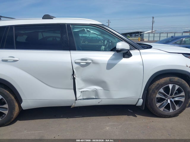 Toyota Highlander Xle 2022 5TDGZRBH8NS192915 Image 21