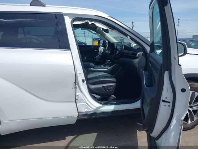 Toyota Highlander Xle 2022 5TDGZRBH8NS192915 Image 5