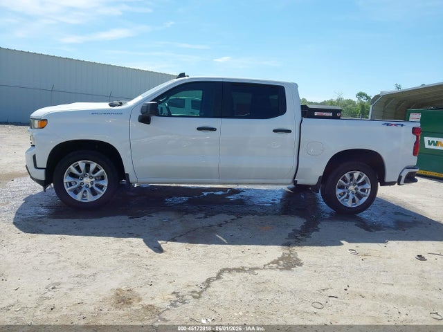 1GCUYBEF9LZ335499 Chevrolet Silverado 1500 4wd Short Bed Custom