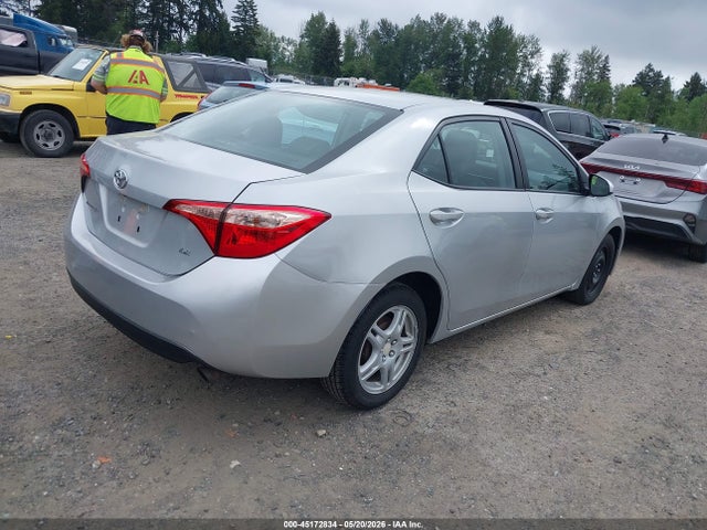 2T1BURHE3JC978257 Toyota COROLLA LE