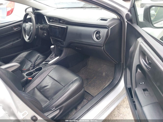 2T1BURHE3JC978257 Toyota COROLLA LE