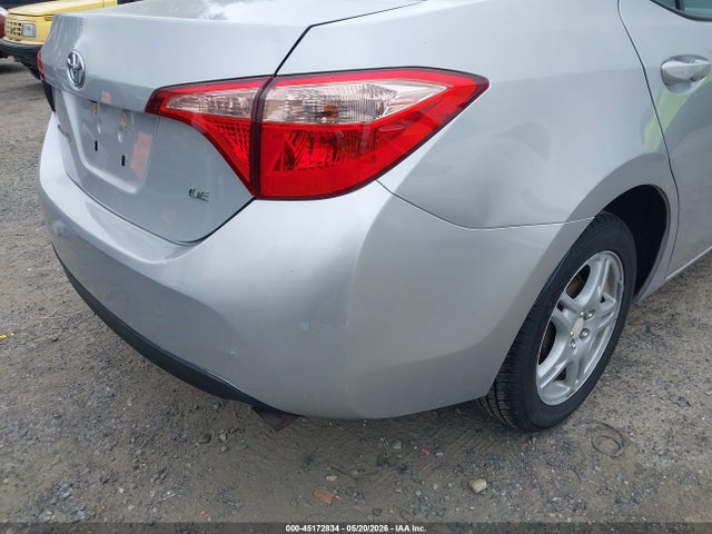 2T1BURHE3JC978257 Toyota COROLLA LE