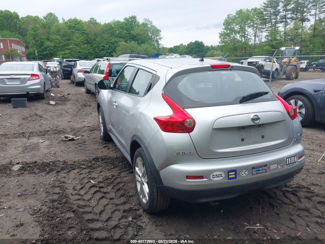 2013 Nissan Juke S მანქანა იყიდება აუქციონზე, vin: JN8AF5MV7DT228382, აუქციონის ნომერი: 45172903