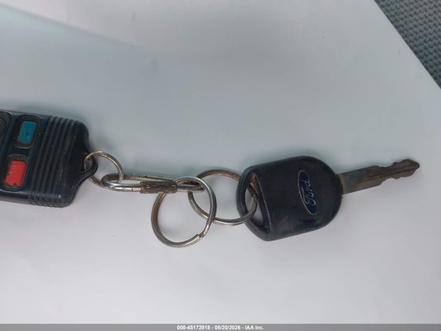 Продажа на аукционе авто 2003 Ford Expedition Xlt, vin: 1FMPU16W43LA23364, номер лота: 45172918