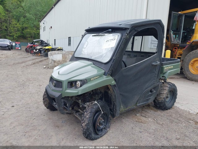 1M0590TBHGM011523 John Deere Gator Xuv590