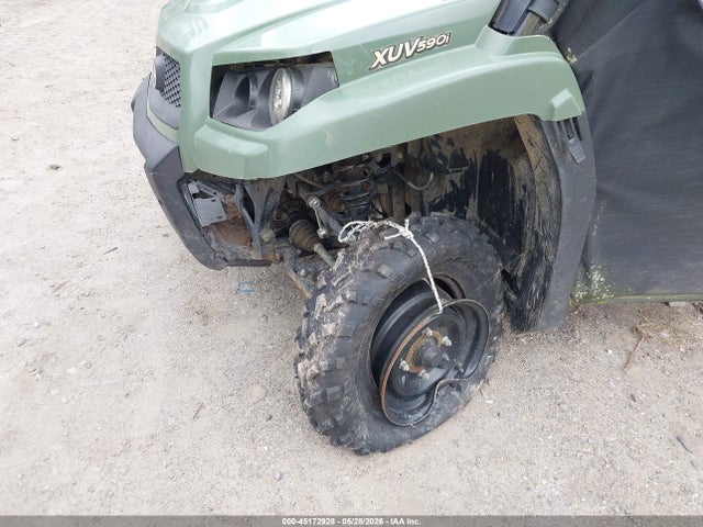 1M0590TBHGM011523 John Deere Gator Xuv590