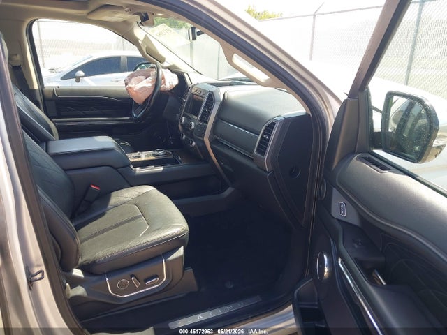 Продажа на аукционе авто 2019 Ford Expedition Platinum, vin: 1FMJU1MT8KEA33123, номер лота: 45172953