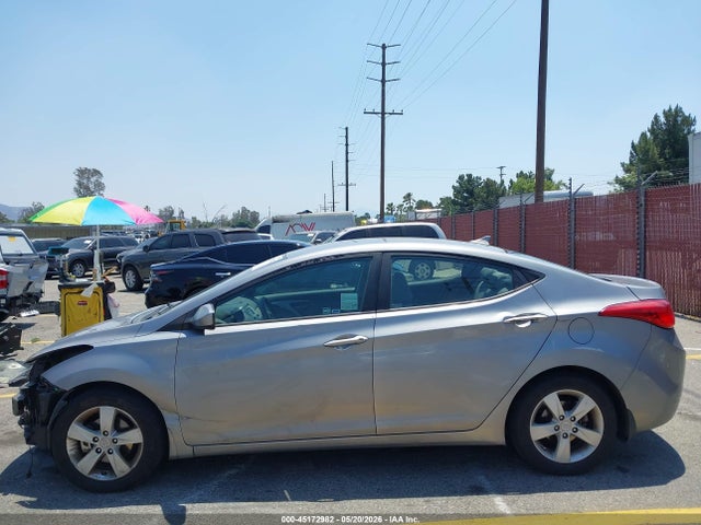 Продаж на аукціоні авто 2013 Hyundai Elantra Gls, vin: KMHDH4AE3DU891472, номер лоту: 45172982
