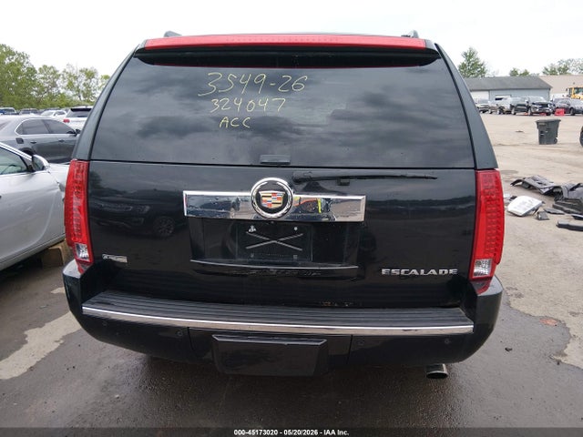 Продажа на аукционе авто 2011 Cadillac Escalade Luxury, vin: 1GYS4BEF2BR324047, номер лота: 45173020