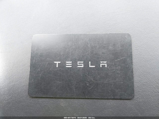 Auction sale of the 2022 Tesla Model Y Long Range Dual Motor All-wheel Drive, vin: 7SAYGDEE2NF318403, lot number: 45173078
